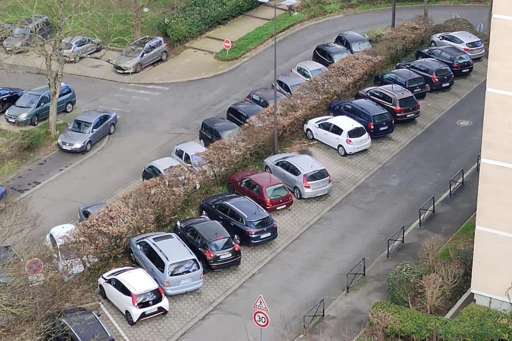 Charmant Appartement Proche Melun Centre Ville Exterior foto